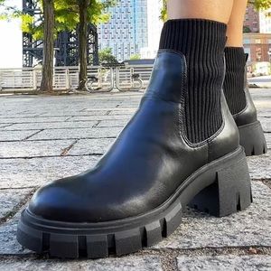 Steve Madden Hutch size 9